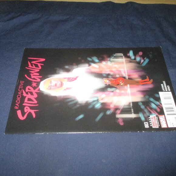 Radioactive Spider-Gwen #003 Robbi Rodriguez Cover B (Marvel Comics, 2015) - Picture 3 of 3